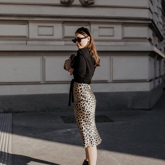 NEW From Future 100% Silk Gina Midi Skirt NWOT - Picture 7 of 17